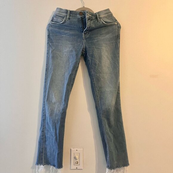 Current/Elliott Straight Jeans with Distressed Hems Sz 25 - Picture 2 of 4
